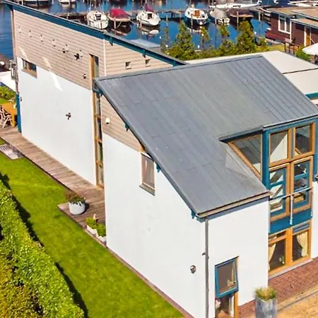 In With Wifi * Breukeleveen